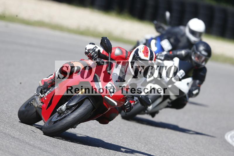/48 25.08.2025 Cornu Master School ADR/gruen-vert/22